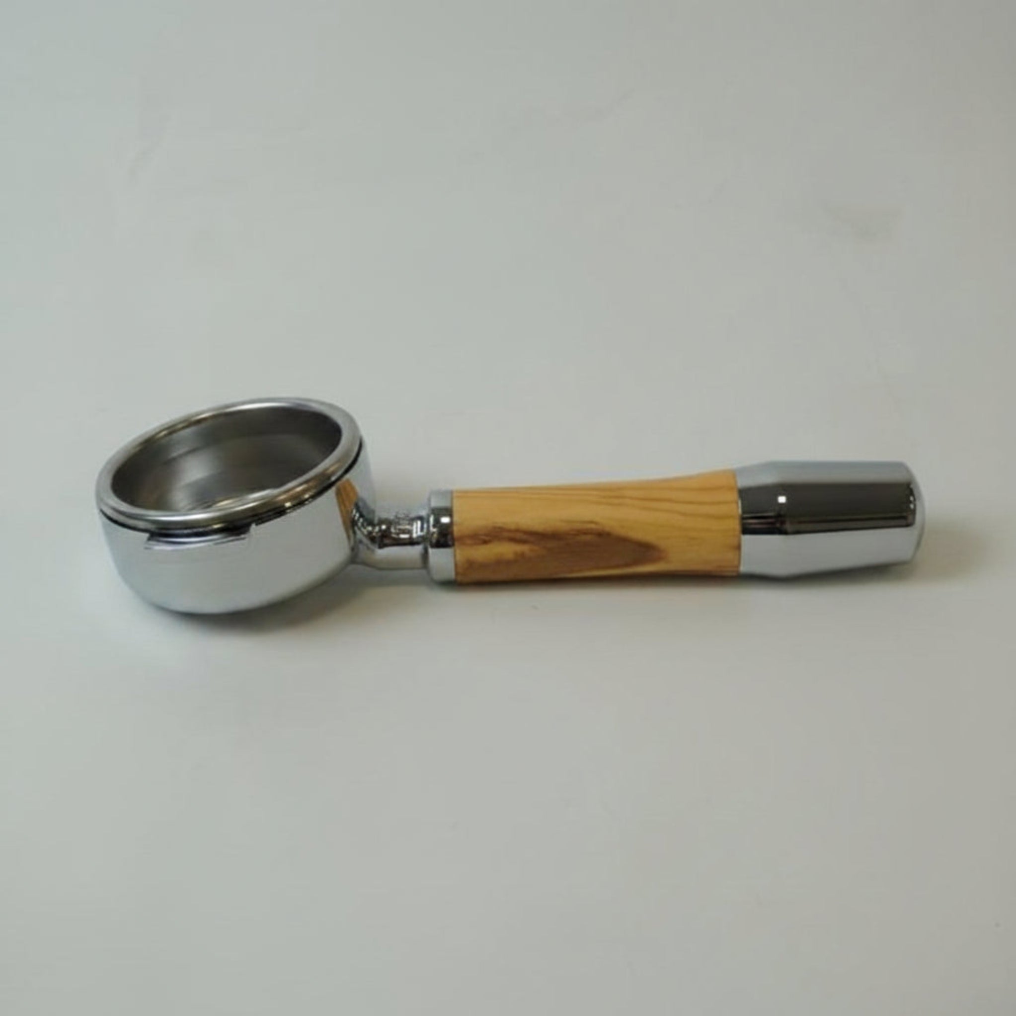 ECM Portafilter, Bottomless olive wood
