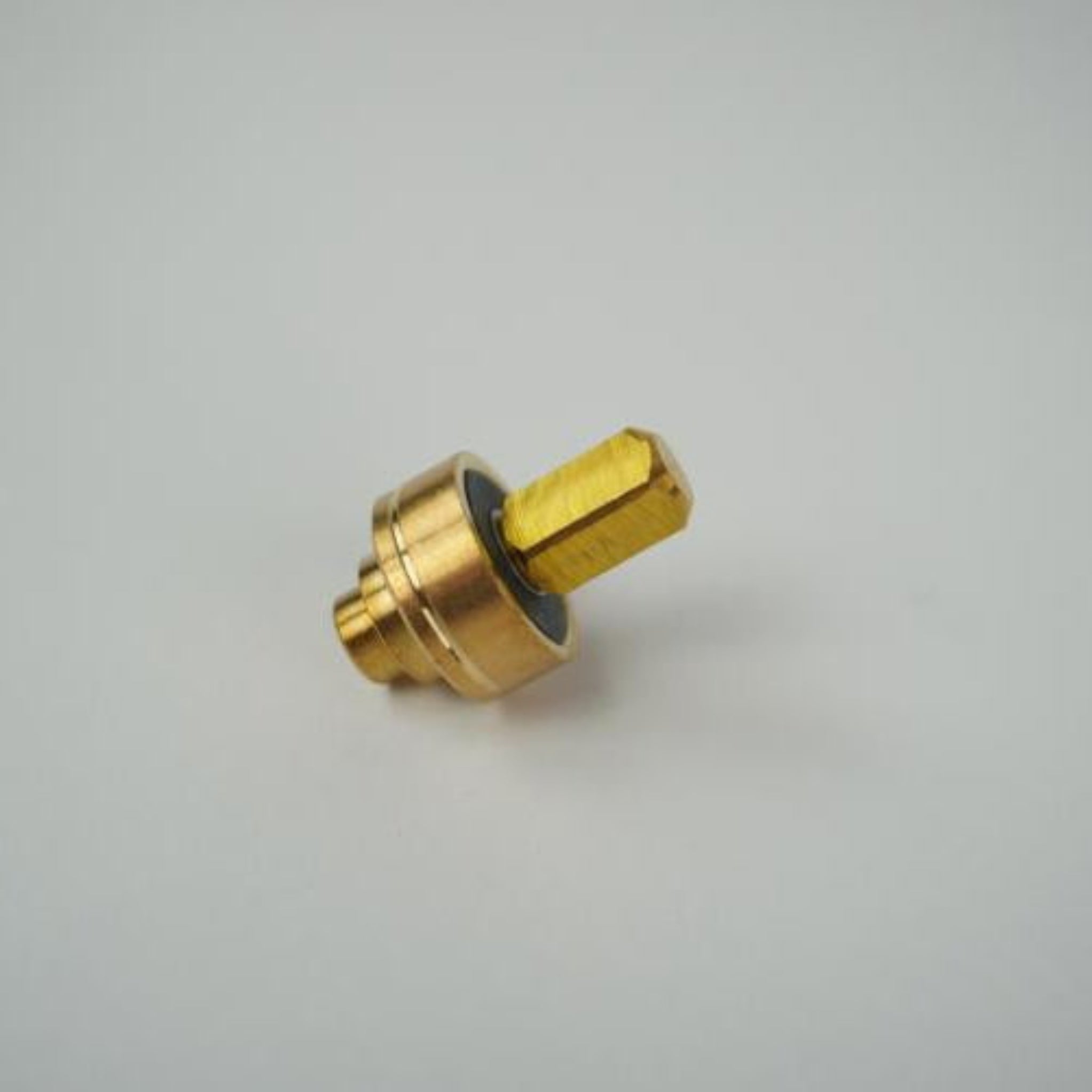 ECM Plug quick-valve